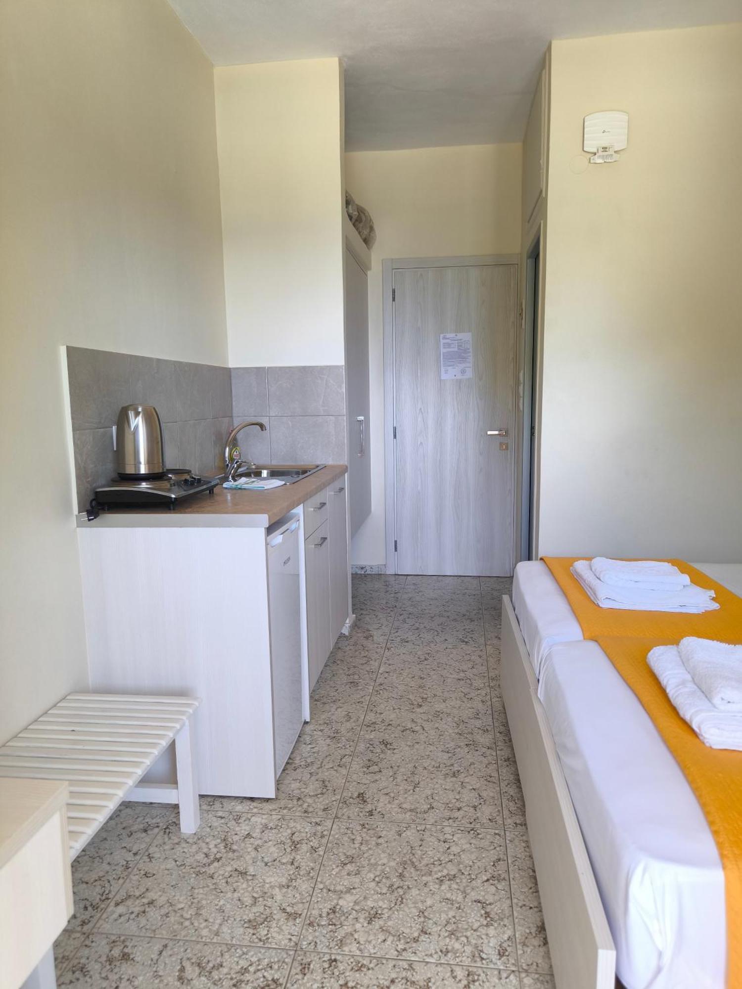 Alexia Rooms Παλαιοχώρα Δωμάτιο φωτογραφία